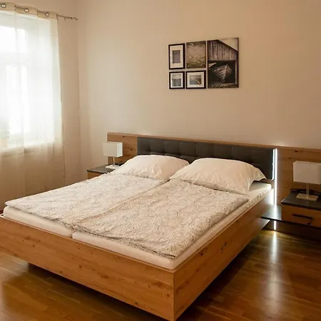 Luxury Near Vienna & Scs Apartamento Vösendorf