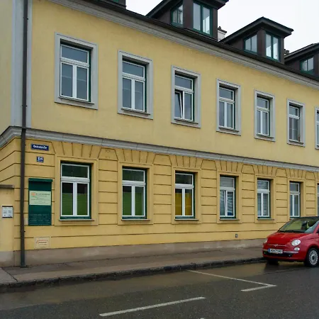 Luxury Near Vienna & Scs Апартаменты