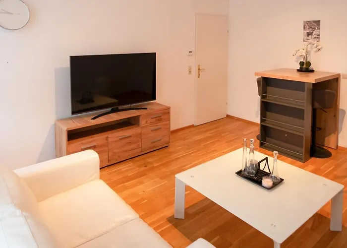 Luxury Near Vienna & Scs